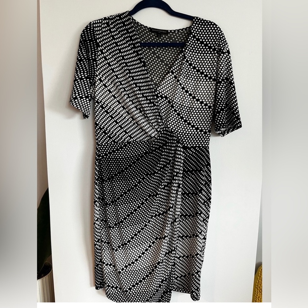 Banana Republic. Faux wrap dress. Black and white. Size medium.